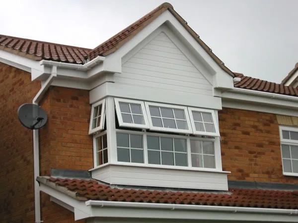 White vs Coloured Window Frames – Which Option You Should Go For?