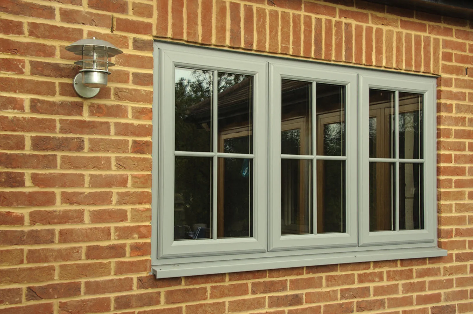 7 Signs Your Double Glazing Is No Longer Doing Its Job